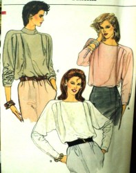 8889 VOGUE LOOSE PULLOVER RAGLAN SLEEVE BLOUSE PATTERN 18; 14, 12;  8 CHOICE uncut